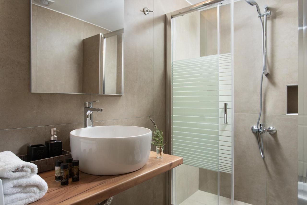 Villa Itis - Elegant Ground Floor Suite With Terrace & Great View Neapoli Voion 외부 사진